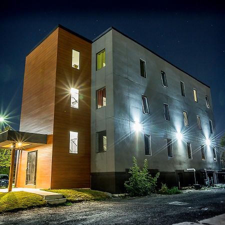 Clifton Hill Condos 3B ไนแอการาฟอลส์ ภายนอก รูปภาพ